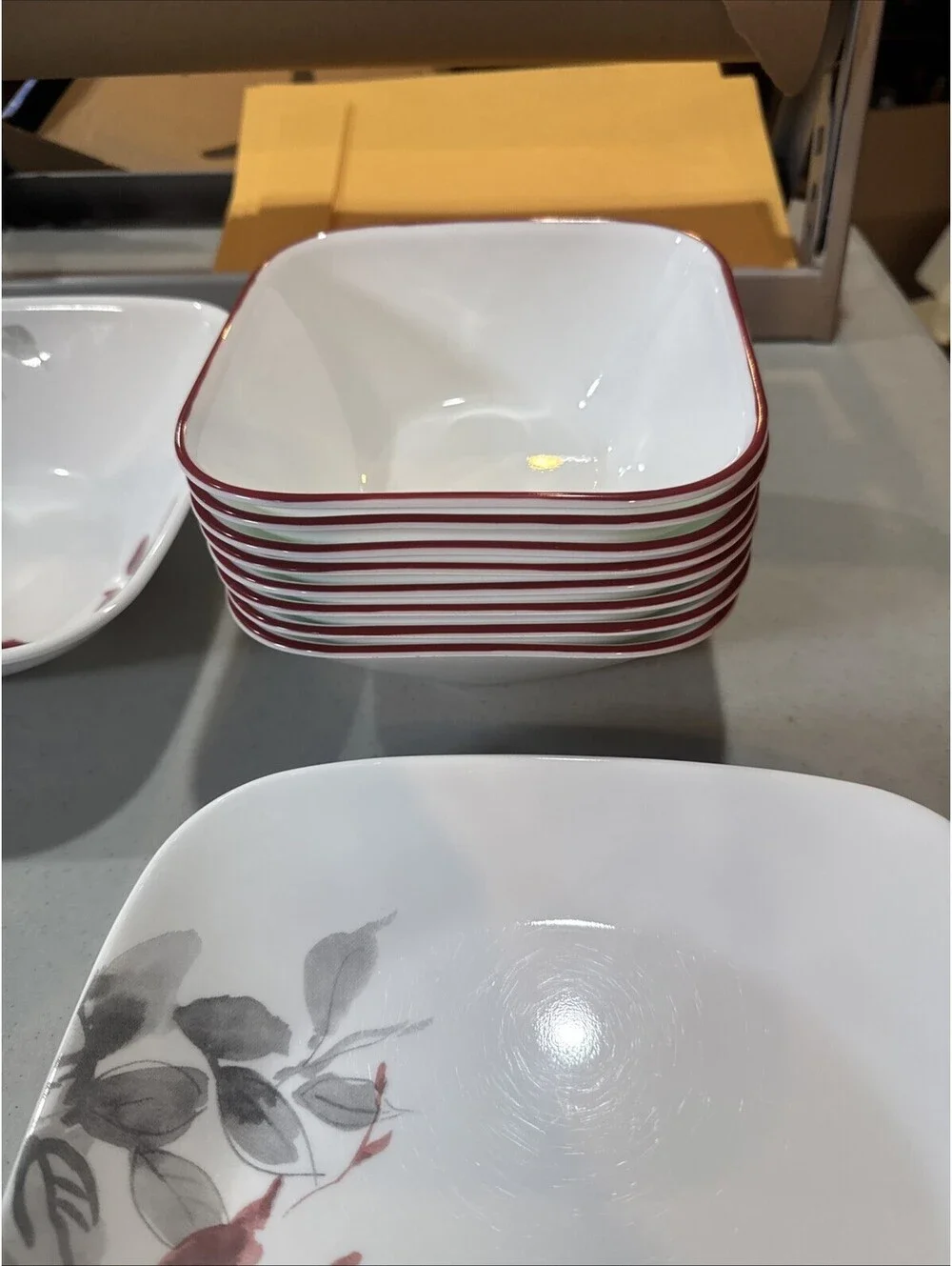 Corelle Kyoto Leaves 16pc Square Set, White/Red/Gray, PLUS LG serving bowl.